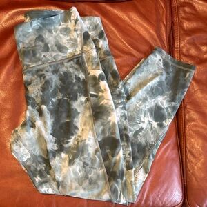 Lululemon Green TieDye Leggings Size 12